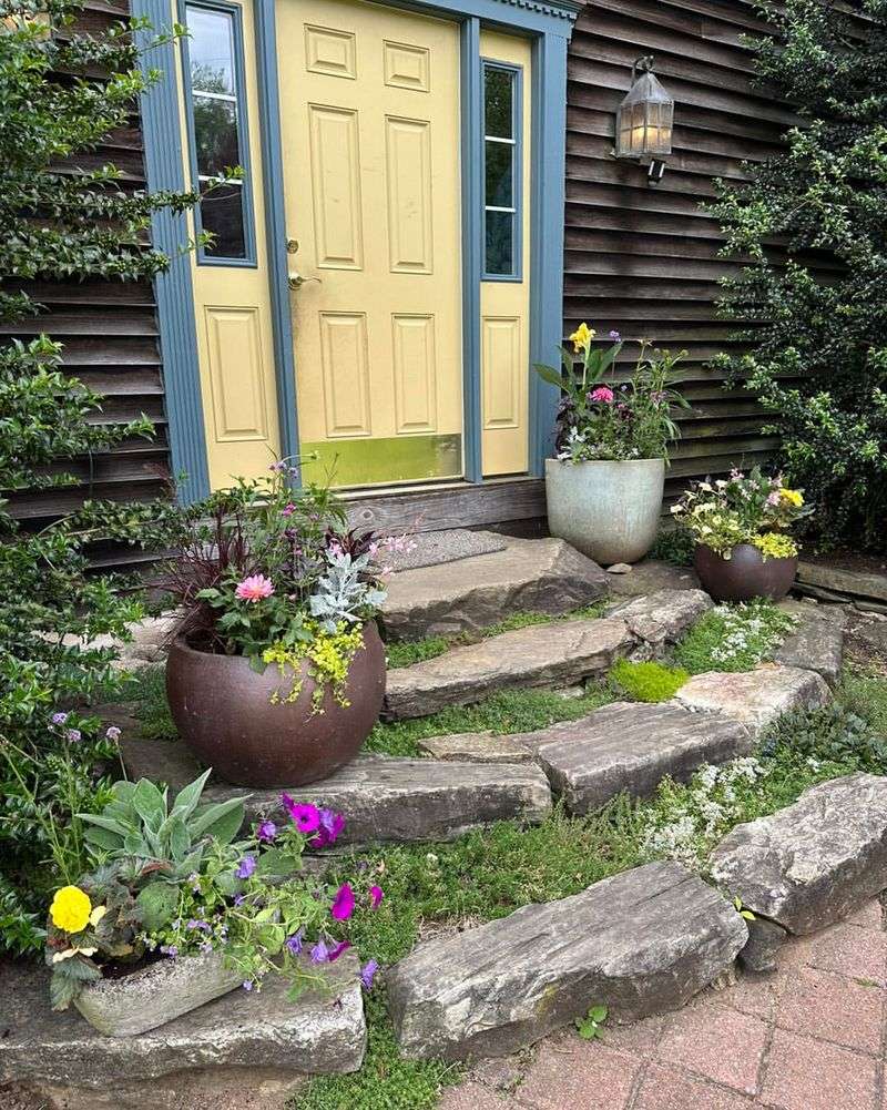 Outdoor Entryway