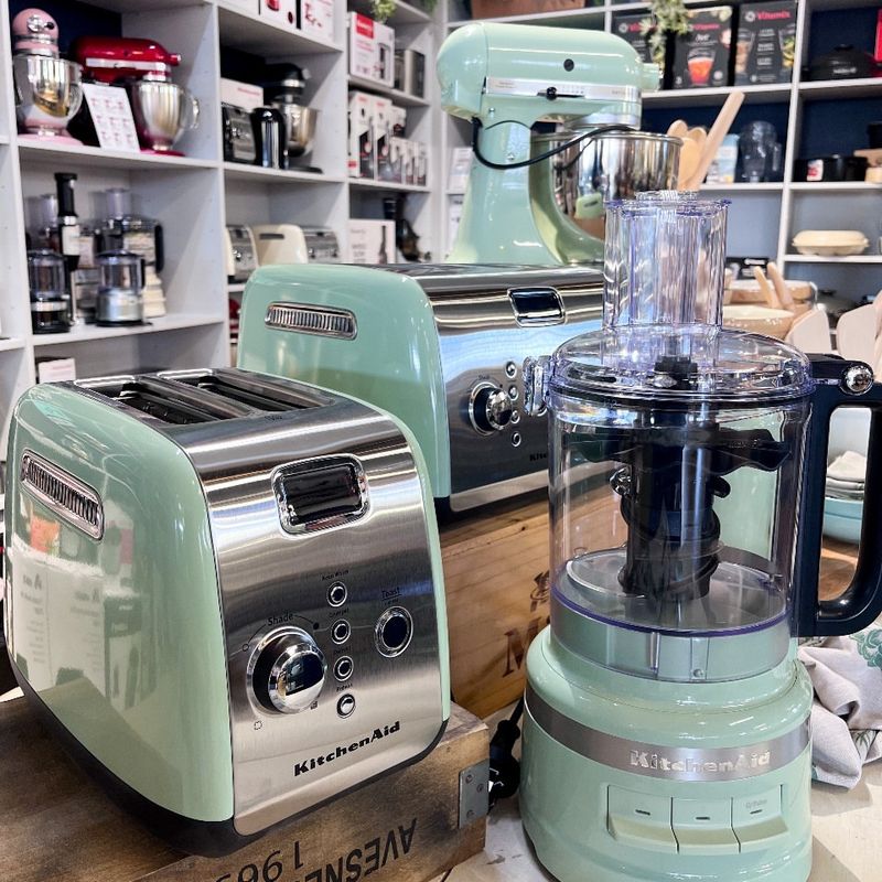 Pistachio Kitchen Appliances