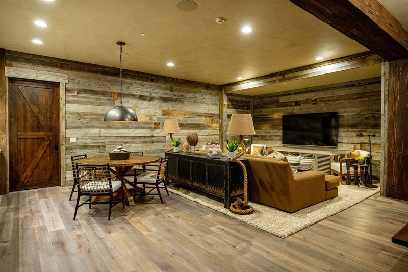 Reclaimed Wood Accents