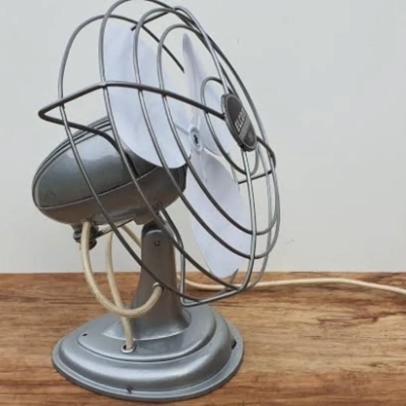 Retro Desk Fan