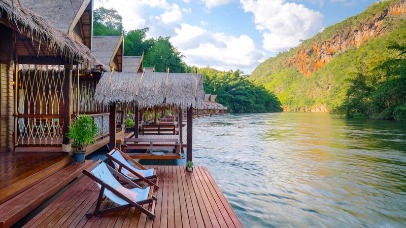 Thai Floating House, Thailand