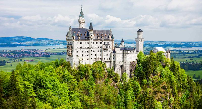 The Bavarian Beauty - Neuschwanstein, Germany