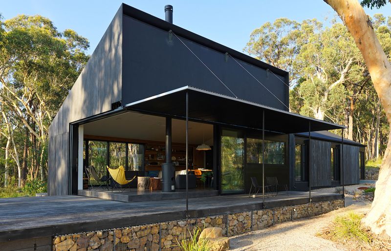 The Fire-Resistant Cabin, Australia