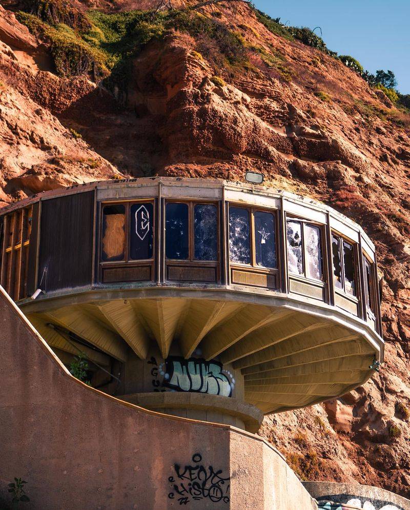 The Mushroom House – New York, USA