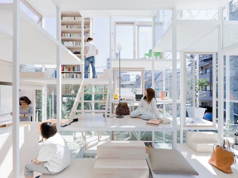 The Transparent House – Japan