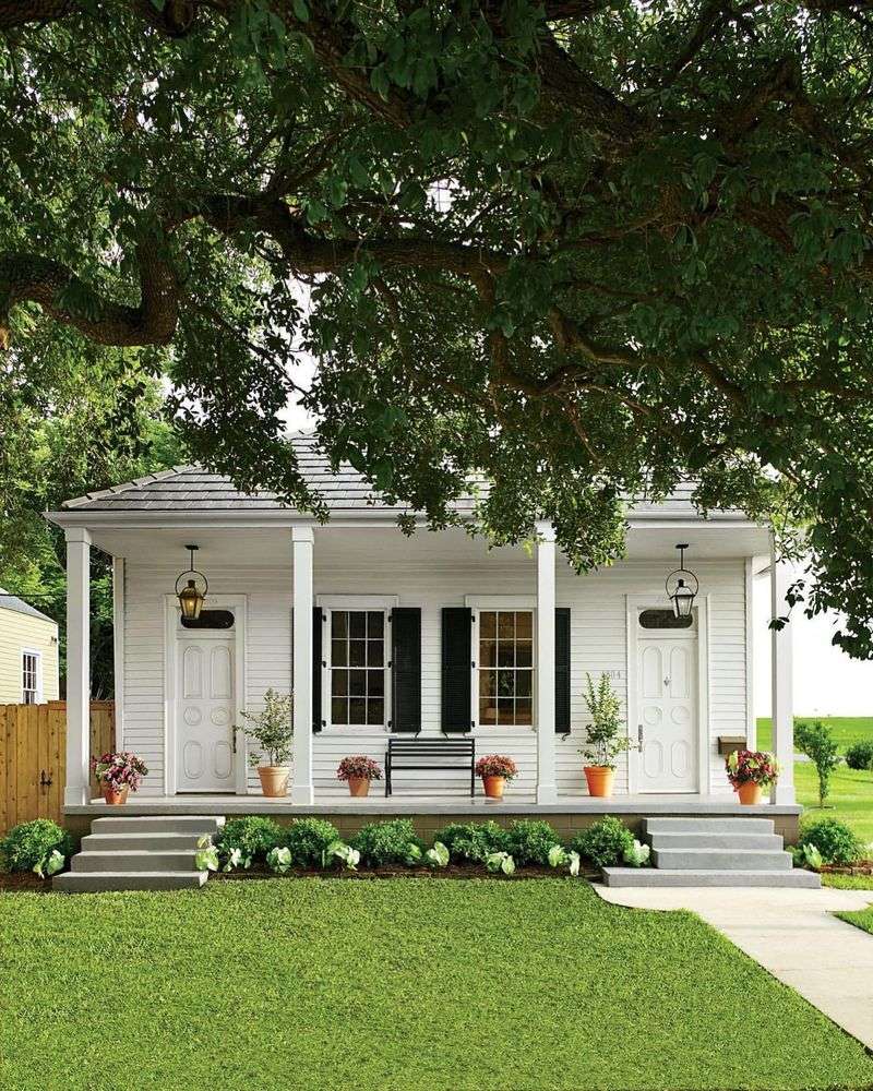 Wide Front Porches