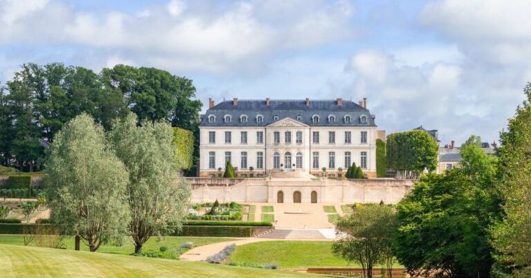 20 Time Capsule Homes That Are A Living Proof Of History