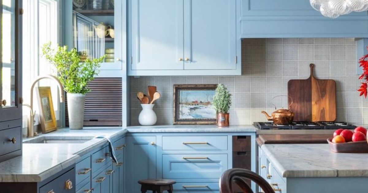 29 Designer-Approved Kitchen Cabinet Color Ideas