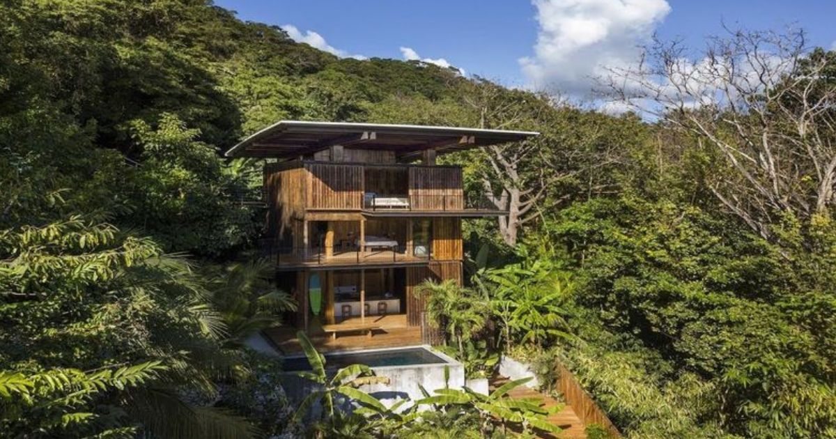 9 Hidden Homes So Secretive, You'll Question If They Really Exist