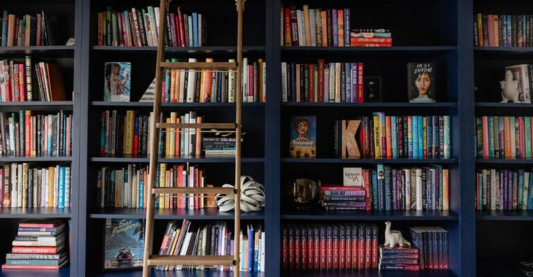 20 Bookshelf Styling Mistakes You Should Avoid