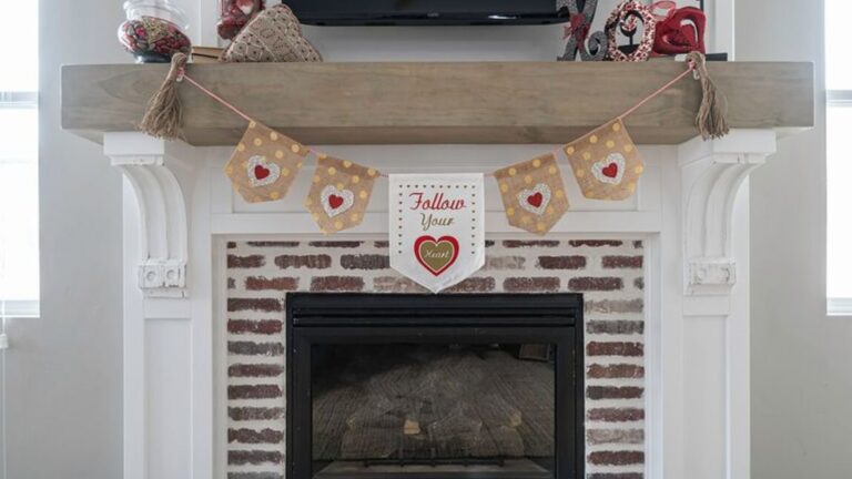 20 Sensational Valentine’s Day Mantel Decor Ideas