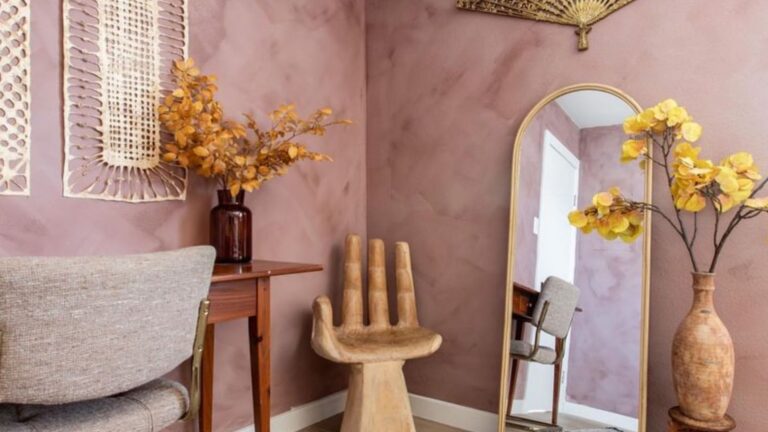 20 Textile and Wallpaper Trends That Will Dominate the Design World in 2025
