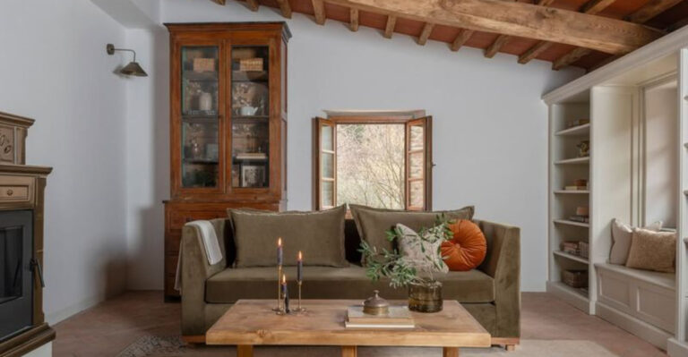 20 Tuscan Living Room Ideas to Create Timeless Appeal