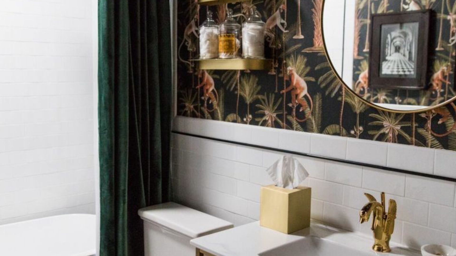 24 Art Deco-Inspired Bathrooms That’ll Take You Back To The Roaring ’20s