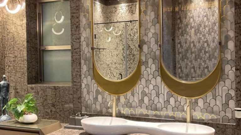 25 Black and Gold Bathrooms That Scream Sophistication