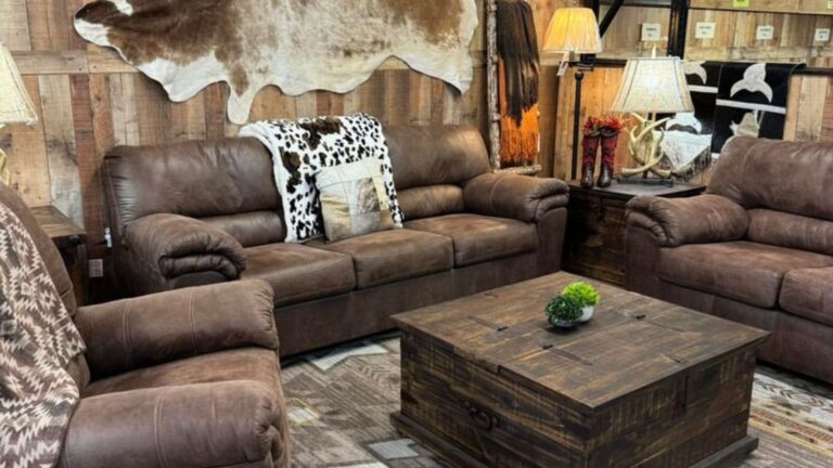25 Room Layouts That Are So Outdated, According to Designers