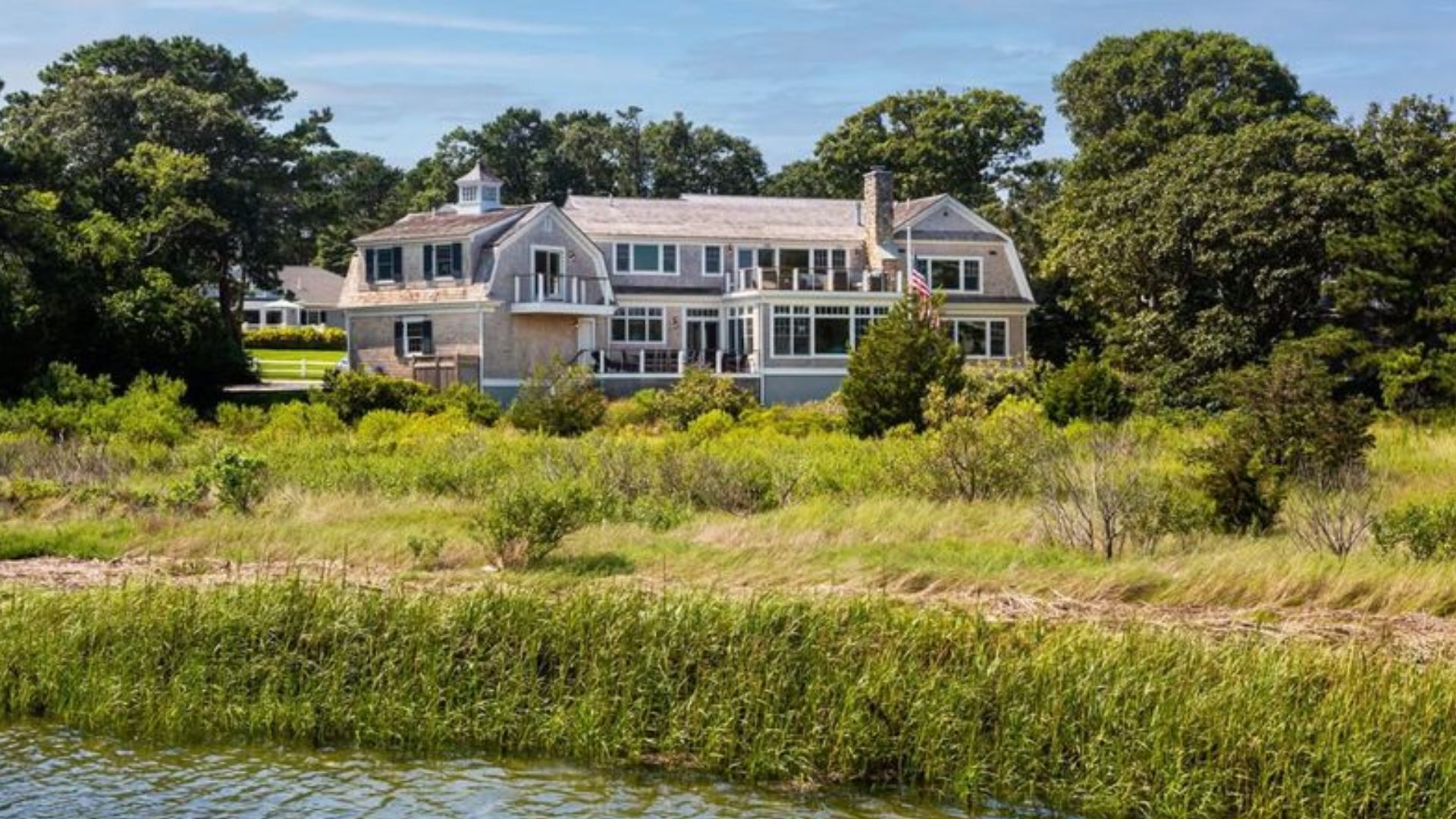 25 Small Cape Cod Houses Big Enough to Steal Your Heart