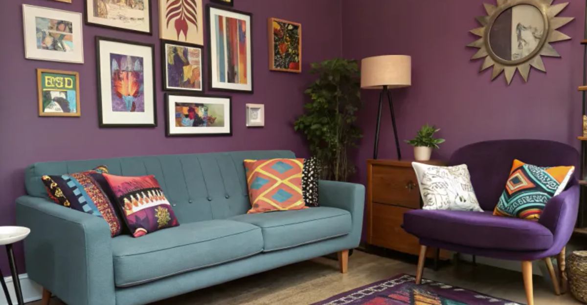 25 Stunning Purple Living Rooms That Will Awake The Magic Within