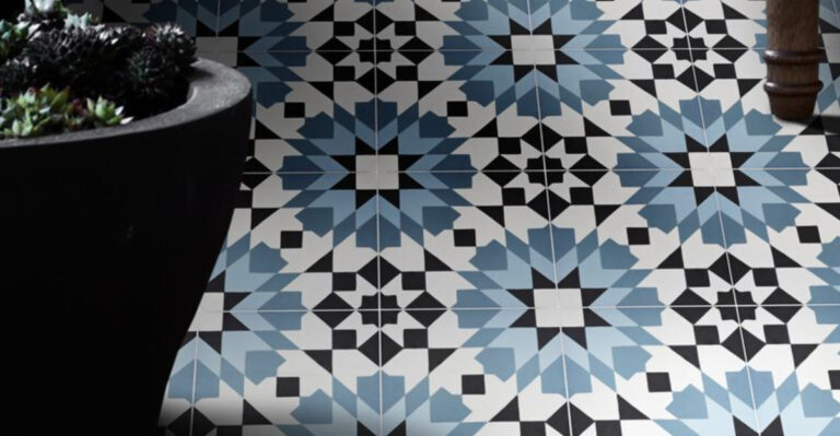 28 Beautiful Kitchen Floor Tile Ideas, From Whimsical Patterns To Bold Colors