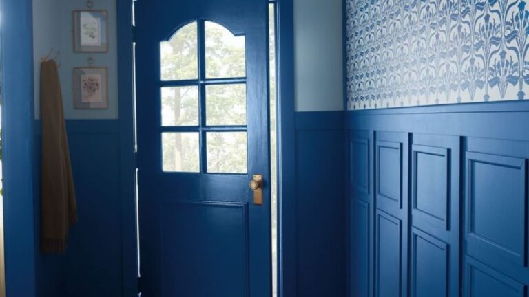 30 Paint Color You Should Never Use In An Entryway, According To Designers