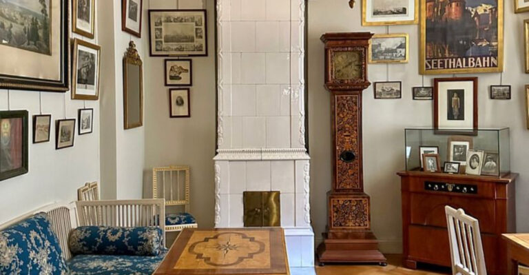 maid's quarters with vintage decor