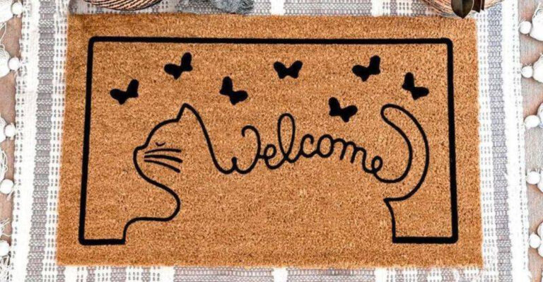 doormat with a cat