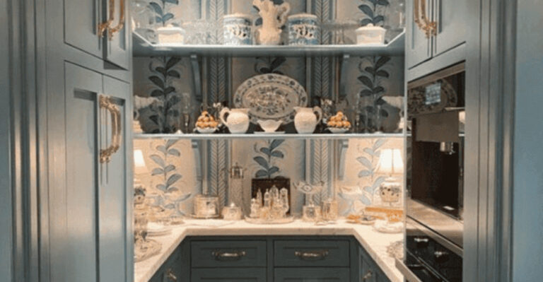 33 Beautiful Butler’s Pantry Ideas That Serve Up Extra Storage