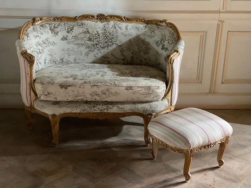 Bergère Sofa