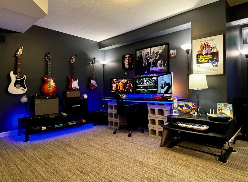 Retro Music Room