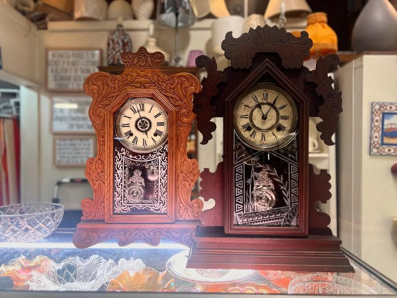 Classic Mantel Clocks