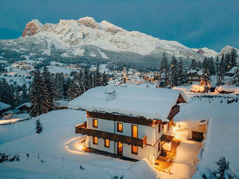 Cortina's Italian Idyll, Italy