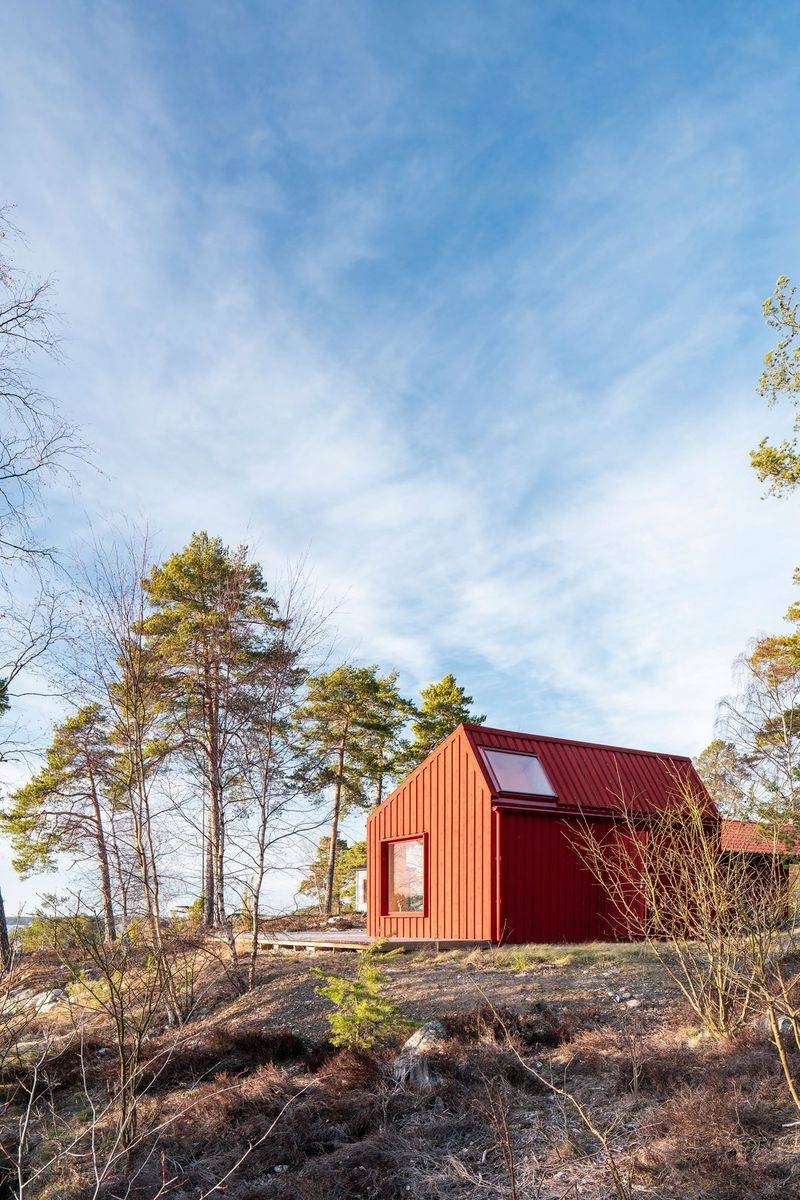 Crimson Cozy Cabin