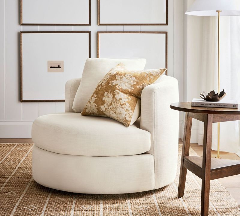 Curvy Accent Chairs