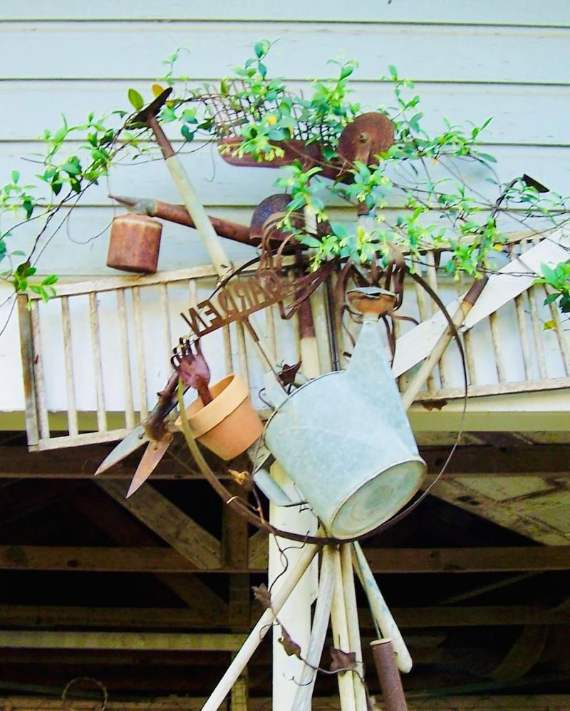 DIY Outdoor Art Projects