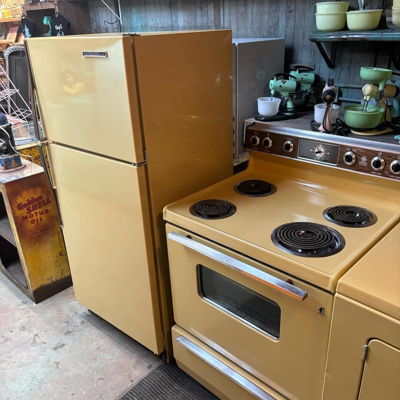 Harvest Gold Appliances