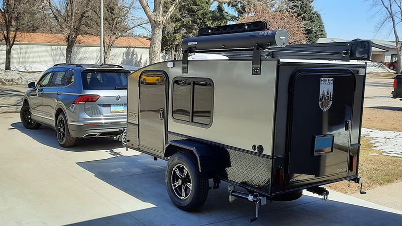 Hiker Trailer Highway Deluxe