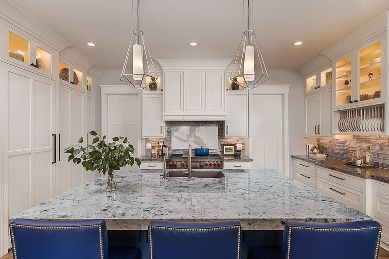 Kitchen Island with Seating