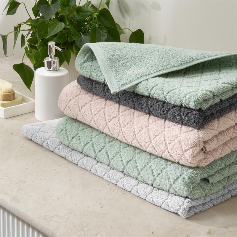 Luxurious Bath Towels