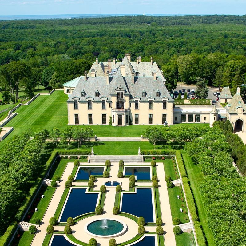 Oheka Castle, Huntington, New York