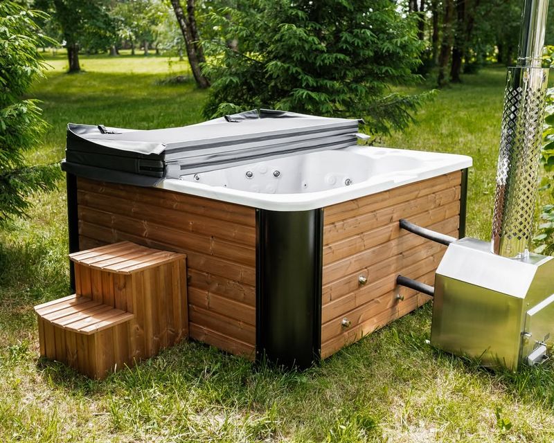 Outdoor Hot Tubs