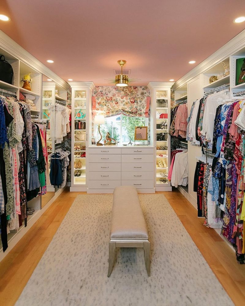 Chic Closet Display