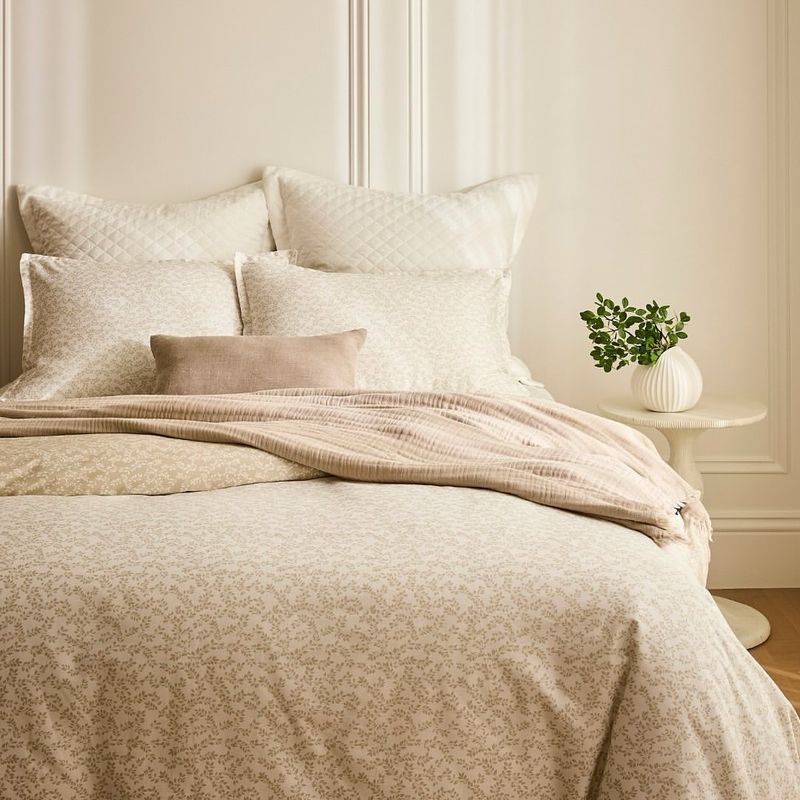 Soft Beige Bedding