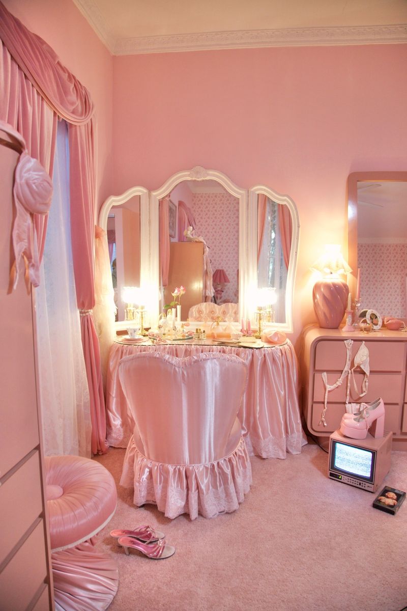 Elegant Dressing Room