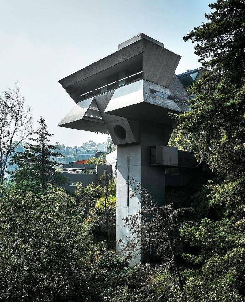 The Cliffside Sculpture House