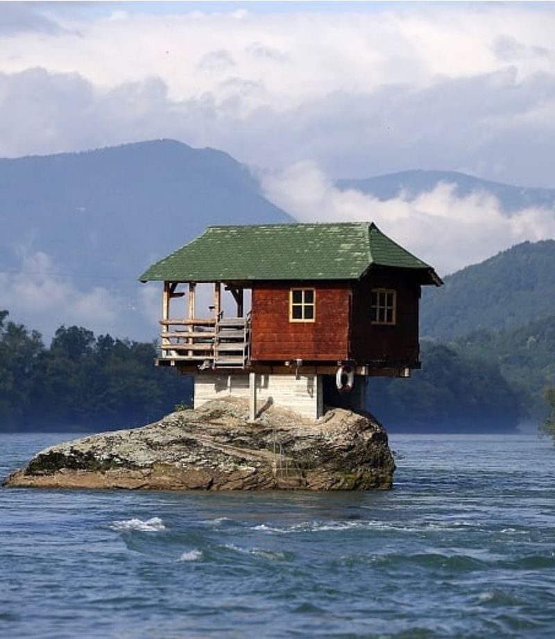 The Drina River House