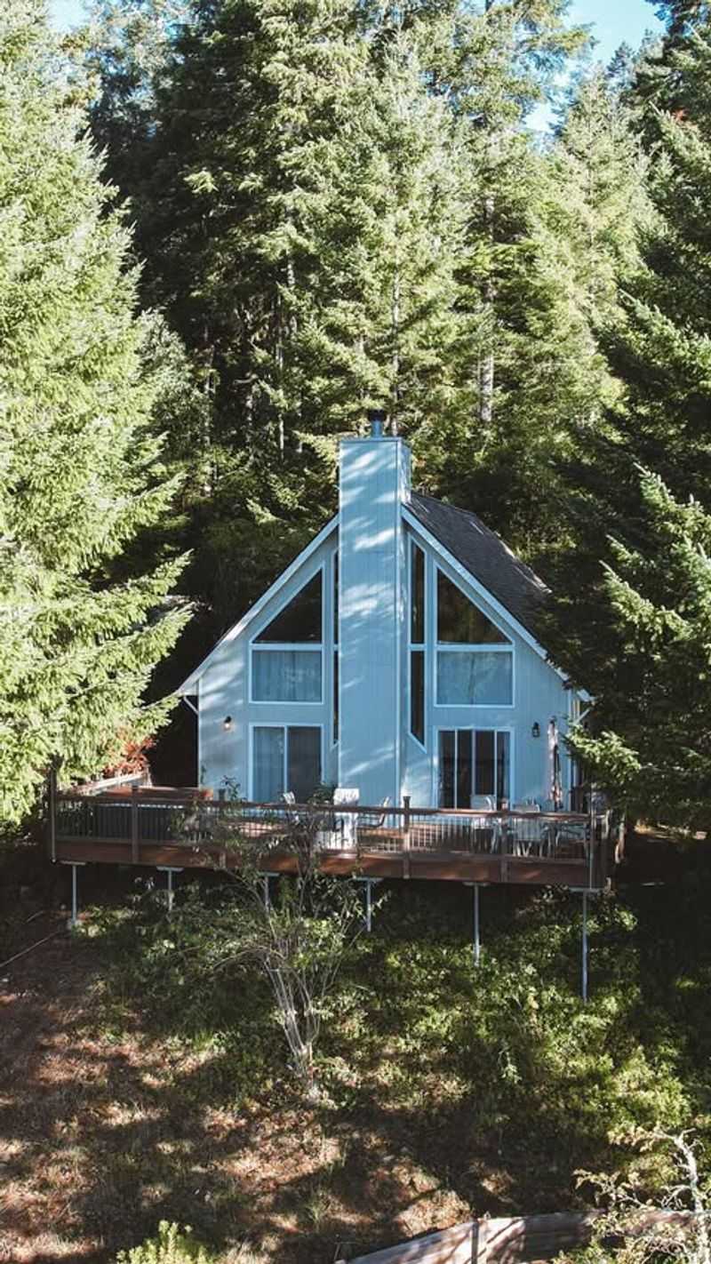 The Lakeside Cabin