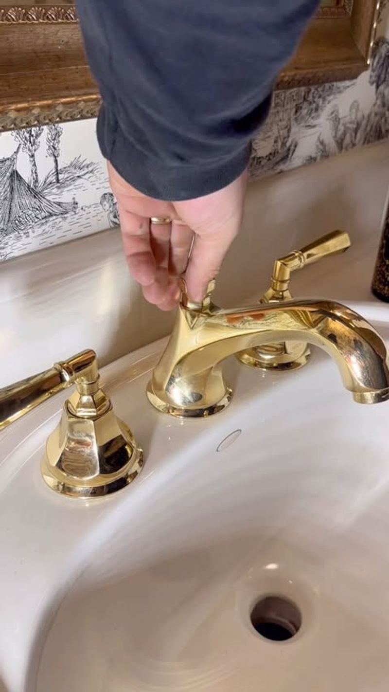 Worn-Out Faucets