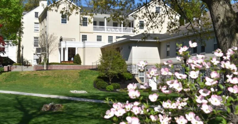 20 Historic Mansions in Pennsylvania That Capture the State’s Rich Past