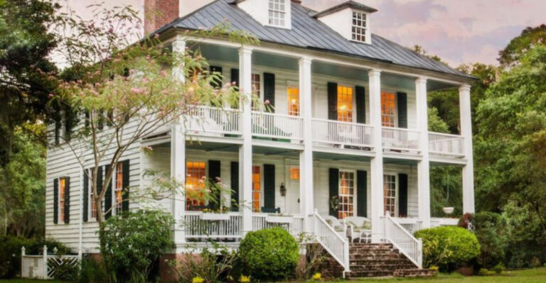 20 Historic Mansions in South Carolina Feature Distinctive Architectural Styles