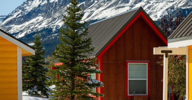20 Historic Tiny Homes in Montana With Endless Charm